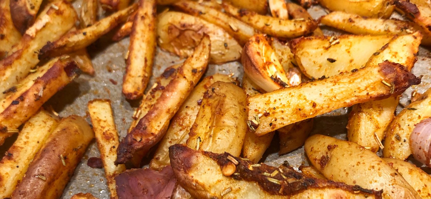 Chunky Baked Chips with Garlic, Rosemary and Thyme